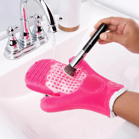 2X Sigma Spa® Brush Cleaning Glove