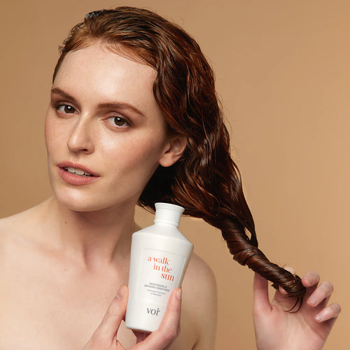 A Walk in The Sun Moisturizing & Repairing Conditioner